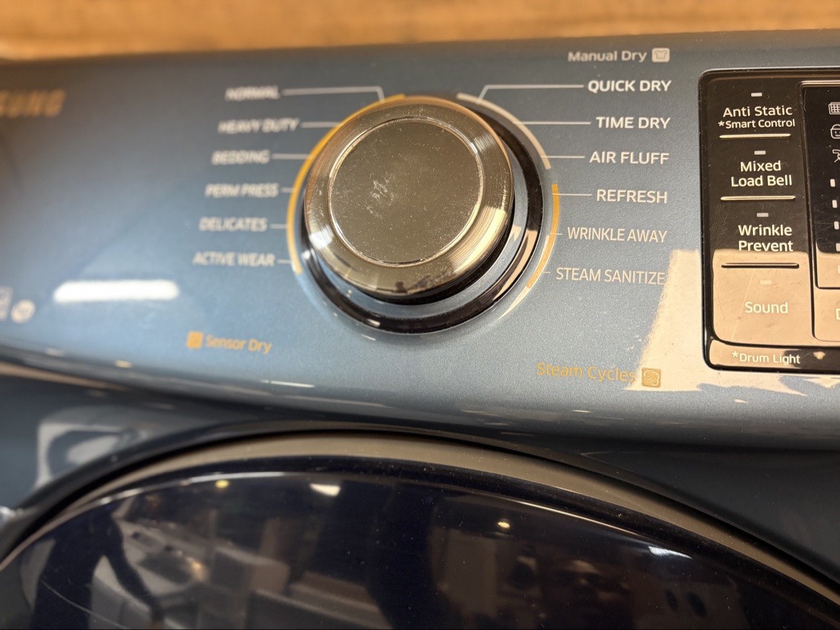 Samsung dryer control panel with Sensor Dry and steam cycle settings
