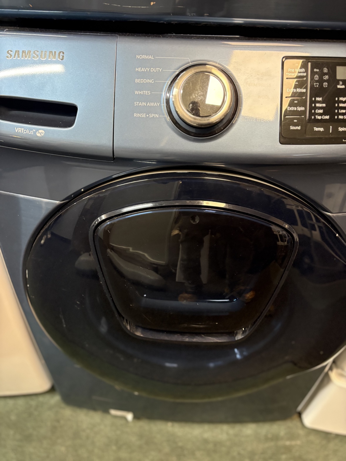 Samsung front-load washer, front view